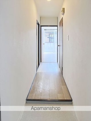 ナーチャー田町[1LDK/57.81m2]の玄関