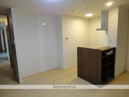 カーサ・ディ・ピーノ[1LDK/42m2]のリビング・居間