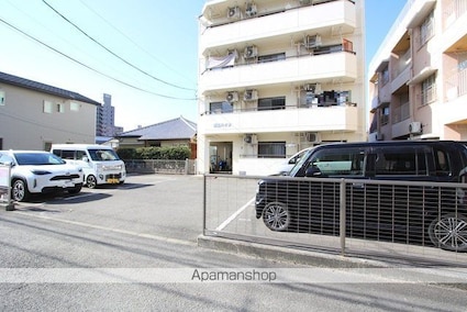 越智ハイツ[1K/24.15m2]の駐車場