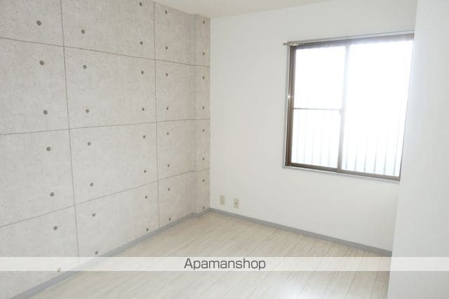 apartment 埼玉県入間市高倉１丁目9-54
地図を見る