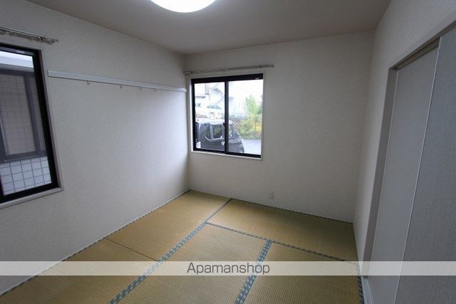 レイクサイド諏訪の内装写真