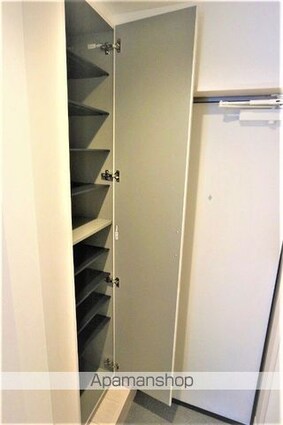 ＲＥＧＡＬＥＳＴ　ａｓｔｅｒＭＮ[1LDK/29.81m2]の玄関