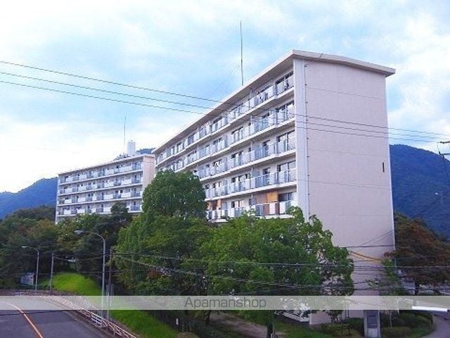 高陽真亀団地4号棟の外観写真