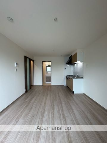 GAZZELE STYLE 西住之江の内装写真