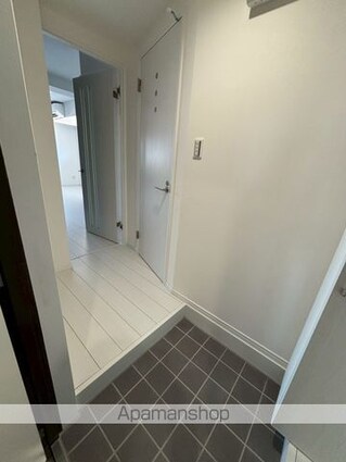 Ｆｏｒｔｉｔｕｄｏ四街道[1R/25.37m2]の玄関