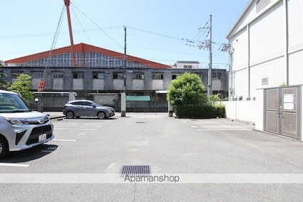 ペルメッソ[1LDK/46.75m2]の駐車場