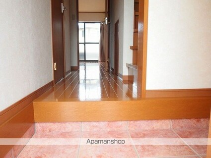 クレセール[2LDK/50.45m2]の玄関