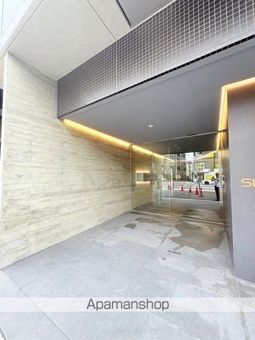 SUMMITの玄関写真