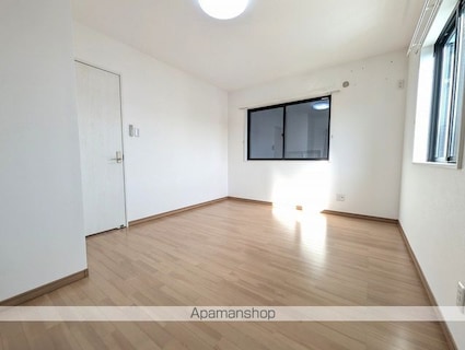 中央五丁目ヴァンベールⅡ[3LDK/78.23m2]の内装2