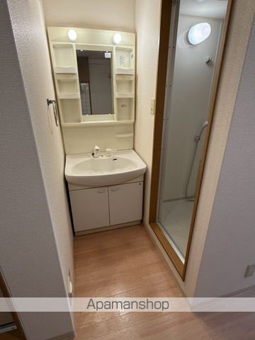 シンメイロードの内装写真