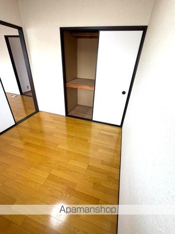 グランドハイツ白亜の内装写真