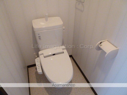 滋賀県栗東市坊袋[1LDK/41.82m2]のトイレ