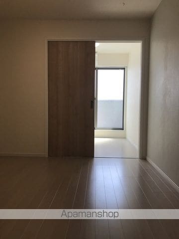 フロンティアの内装写真