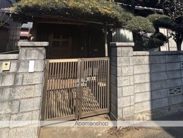 千代田・常磐緩行線 我孫子駅 徒歩9分 2階建 築45年の玄関写真