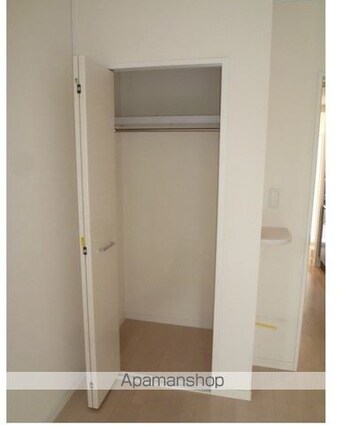 東京都世田谷区用賀４丁目[1K/23.54m2]の収納