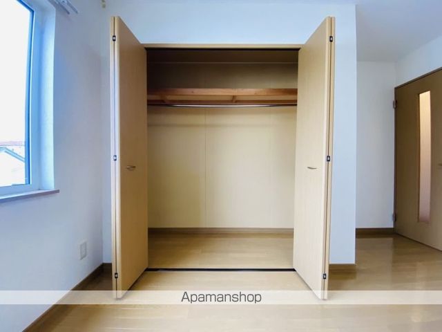 M adajioの内装写真