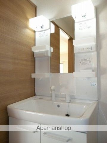 グラードエルヴィータ円山の内装写真