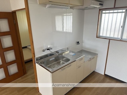 岡林マンション[4LDK/66m2]のキッチン