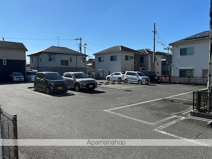 ウィズ秀和Ⅱ[1K/19.8m2]の駐車場