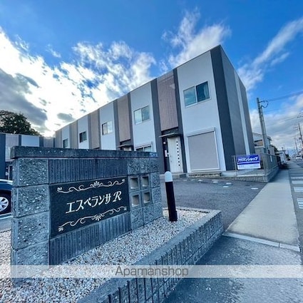 滋賀県栗東市霊仙寺１丁目[2LDK/63.05m2]のエントランス