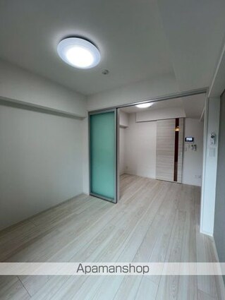 東京都新宿区北新宿４丁目[2K/25.36m2]の内装4