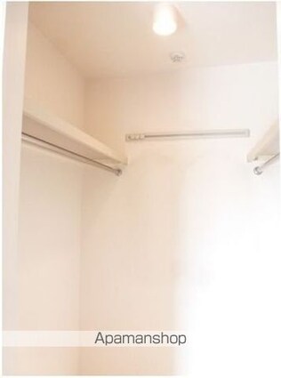 メープルリーフ[1LDK/33m2]の収納