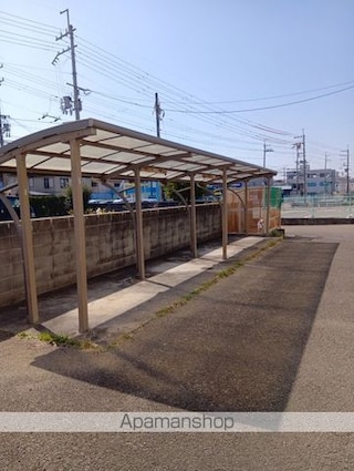 スクエアメゾン和歌山（旧サンＡ棟）[3LDK/61m2]の共用部