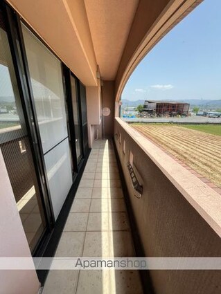 ゴールデンヴィラＭⅢ[1LDK/42.72m2]のバルコニー