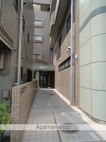 阿部幸ビルの玄関写真