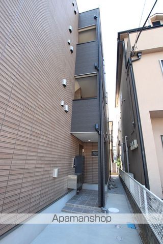 ルピナス川越の玄関写真