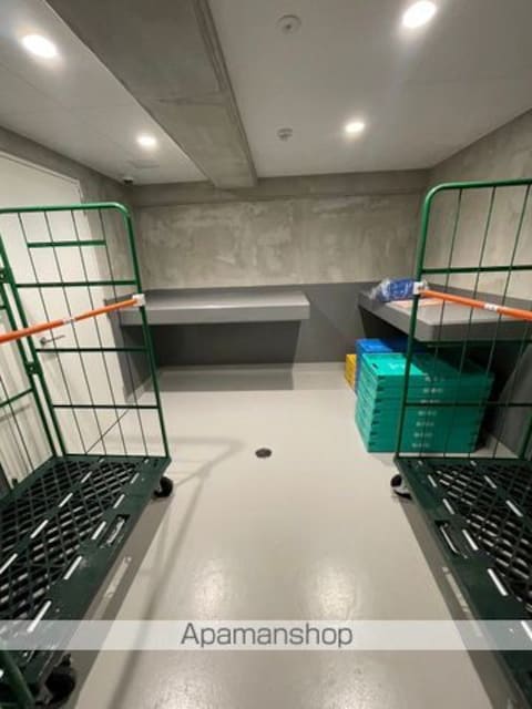 ルフォンプログレ志村坂上[2LDK/55.55m2]の共用部7
