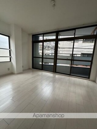 ヴェリエーロ中板橋[1LDK/40m2]のリビング・居間1