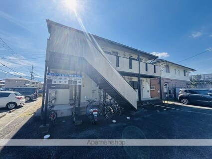 ファミール石芝[1K/24m2]の外観1