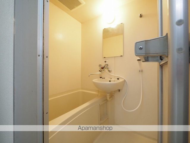 メゾンクレスト元町の内装写真