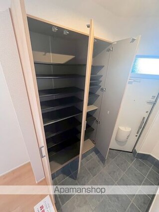 和歌山県和歌山市新在家[3LDK/96.99m2]の内装3