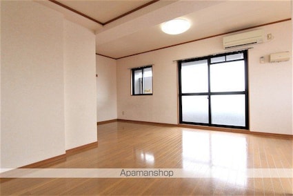 ドルーク道後南町[1R/36.02m2]のリビング・居間