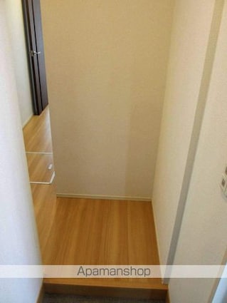 岡山県岡山市北区西崎２丁目[1K/32.43m2]の玄関