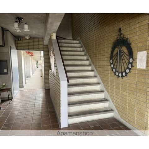 ハウス108車道の玄関写真