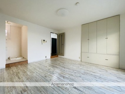 シルクルーム７番館[1K/31.44m2]のリビング・居間