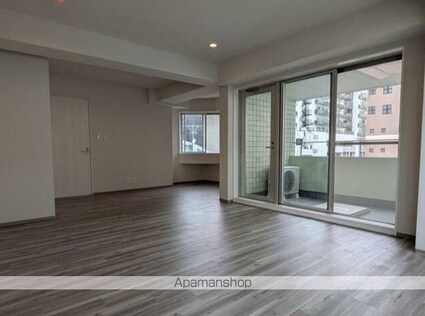 グランドメゾン戸山[1LDK/64.28m2]のリビング・居間