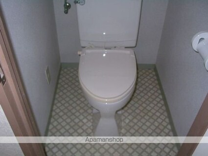 イーストテラス[2DK/44.62m2]のトイレ