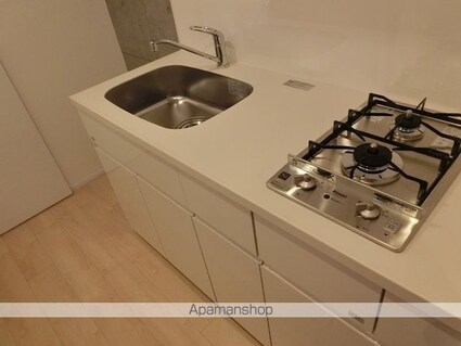 東京都新宿区西新宿３丁目[1K/30.63m2]のキッチン