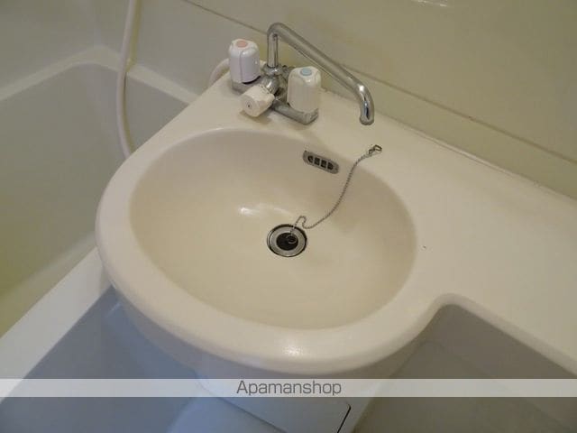 イーグルハイツ銀杏町の内装写真