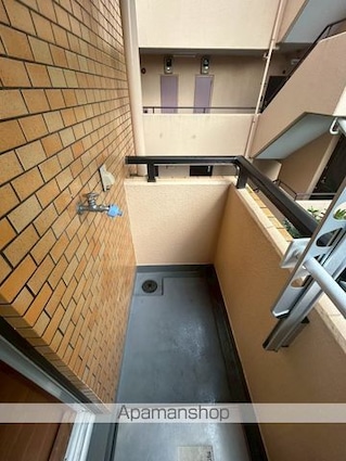 ライオンズマンション新中野[1K/20.25m2]のバルコニー