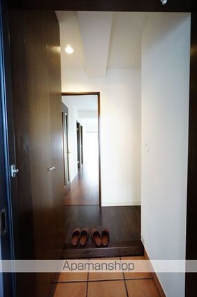 サニーサイドⅢ[3LDK/92m2]の玄関