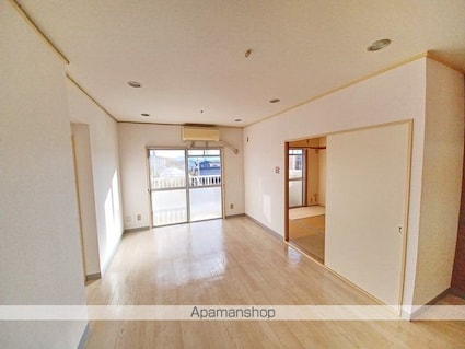 ヴィラ・スカイシップ[3LDK/76.5m2]のリビング・居間