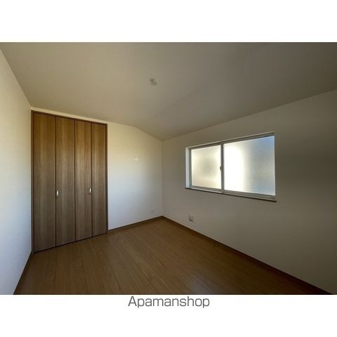 柏市 2階建 築5年の内装写真
