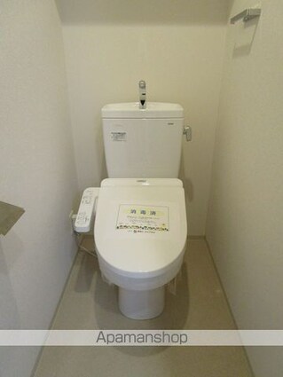 レジディア仙台上杉[1K/24.28m2]のトイレ