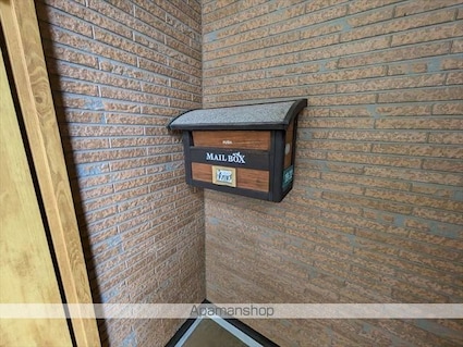 駅東Ａ邸[2LDK/83.21m2]の共用部2