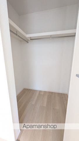 シャルフ飛江田 IIIの内装写真